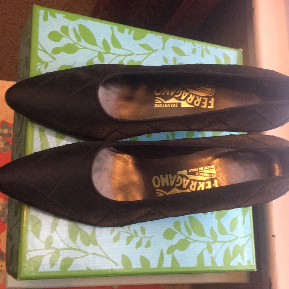One pair of black Salvatore Ferragamo 6 1/2B